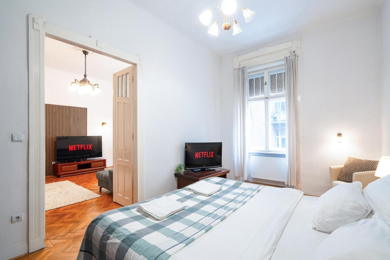 Beautiful Spacious Three-room Close To Buda Castle Апартаменты *