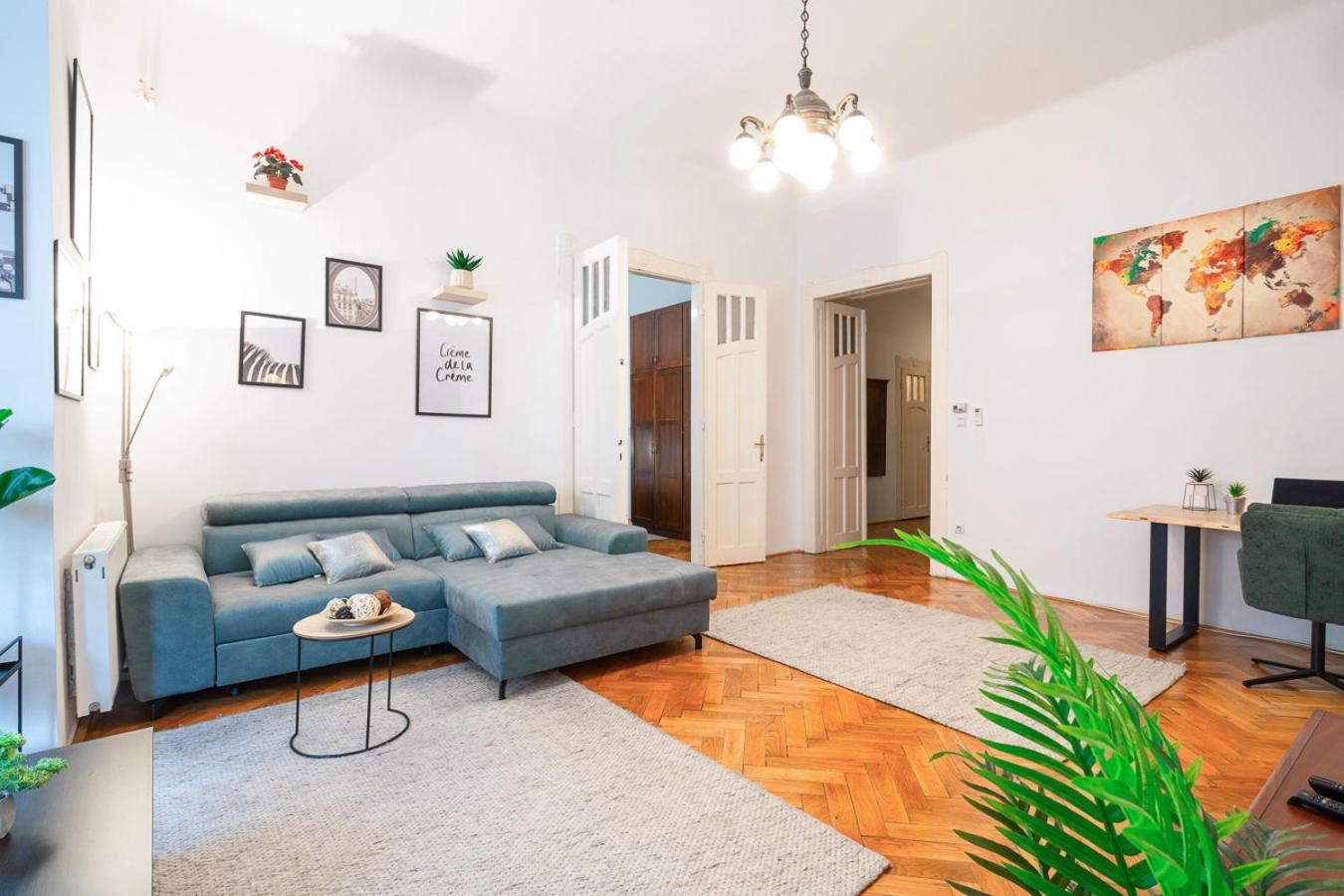 Apartmán Beautiful Spacious Three-room Close To Buda Castle Budapest