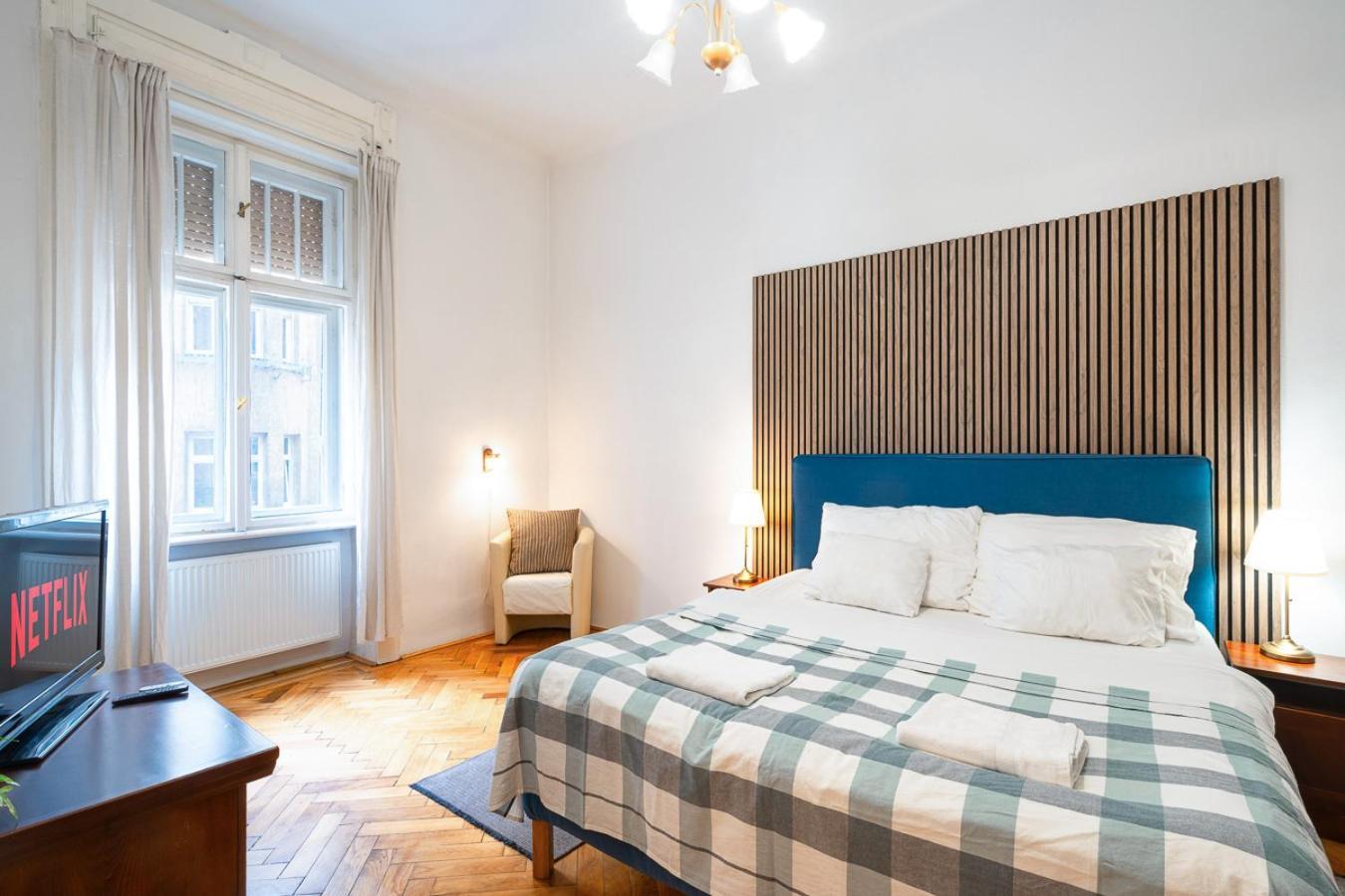 Beautiful Spacious Three-room Close To Buda Castle